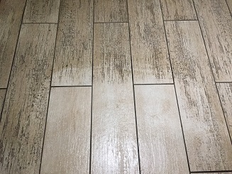 Vinyl floor deep cleaning