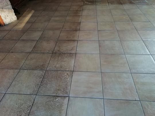 Tile deep cleaning